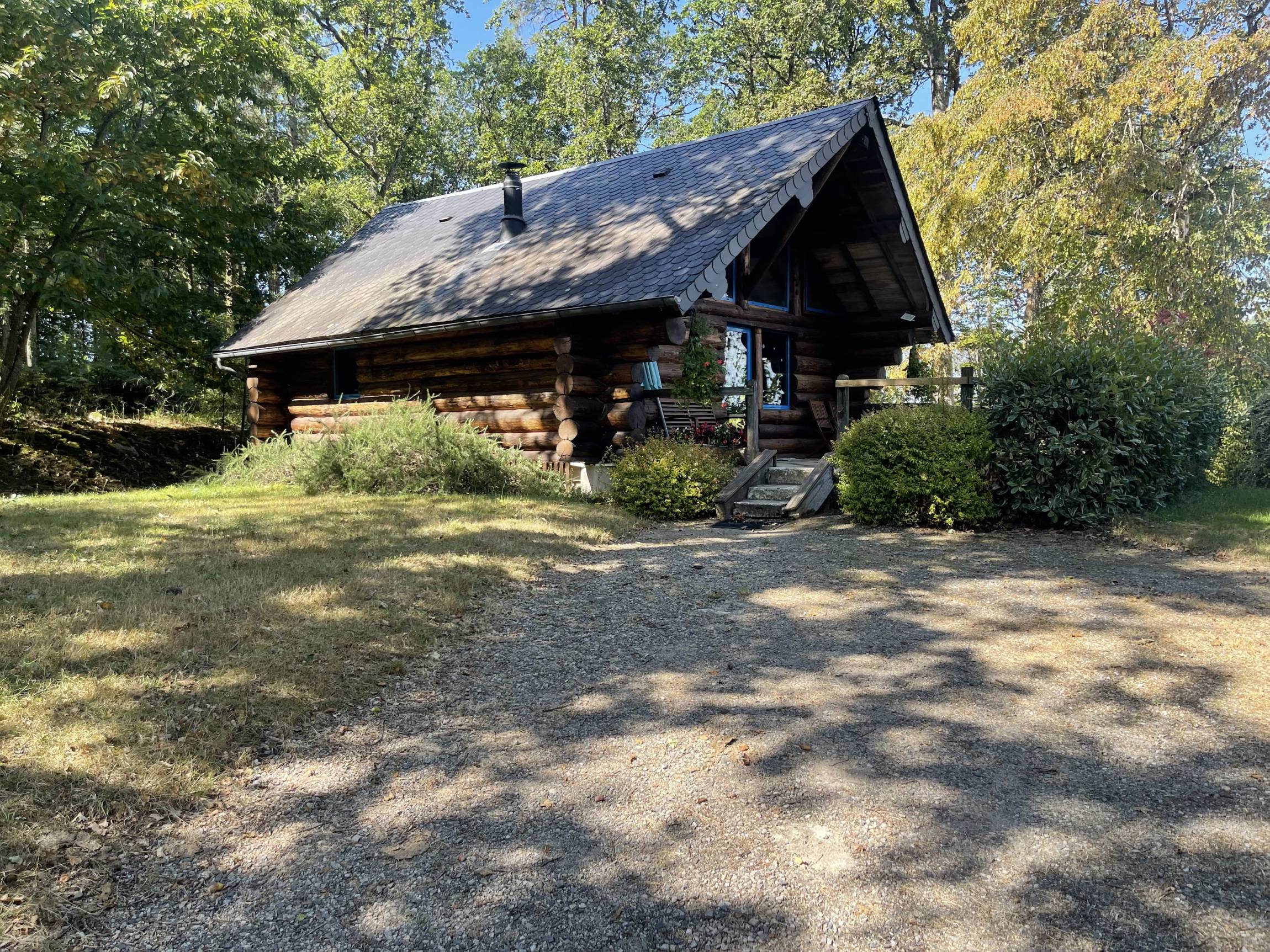 chalet (2)-min chalet (2)-min