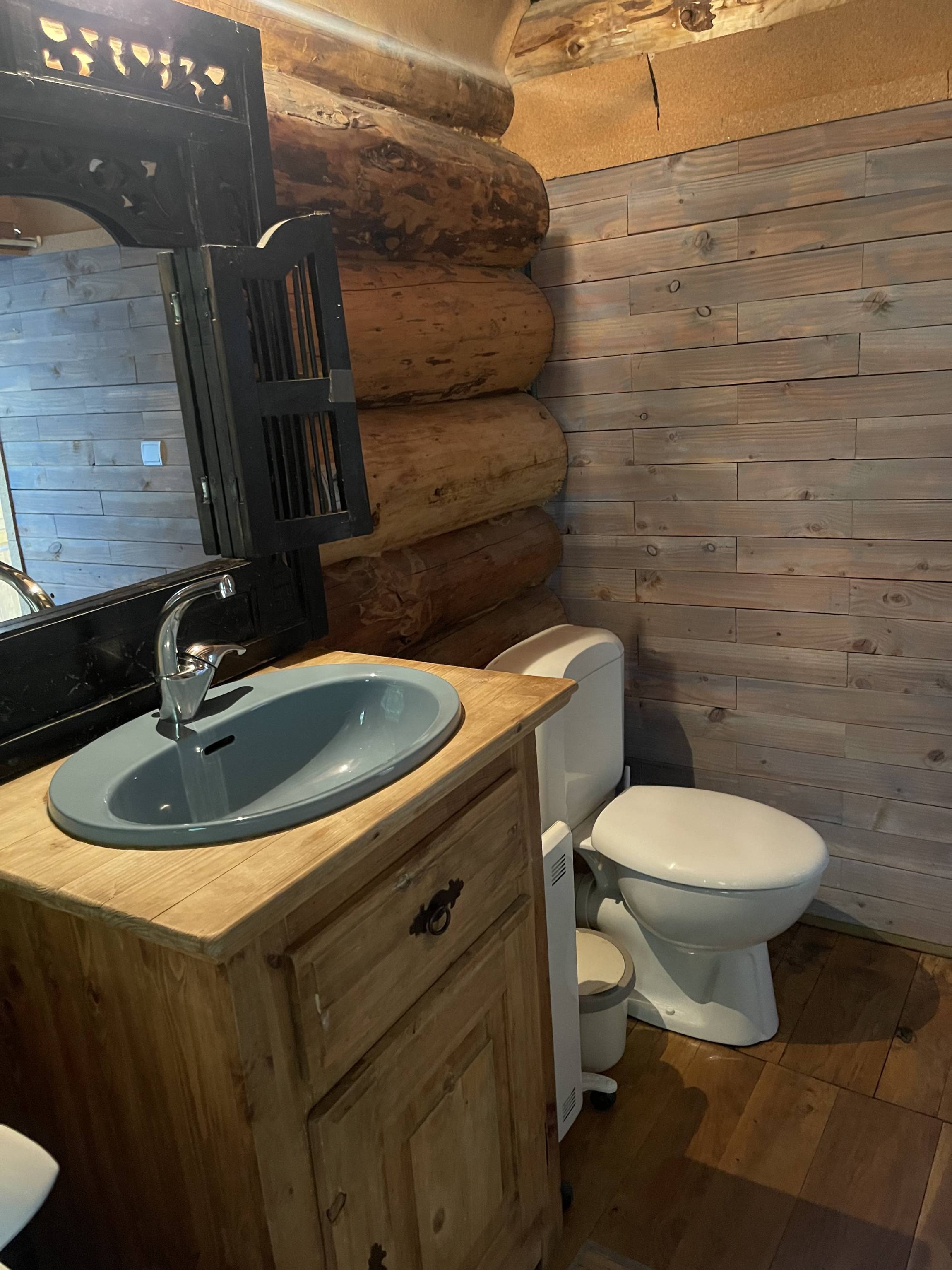 chalet (10)-min chalet (10)-min