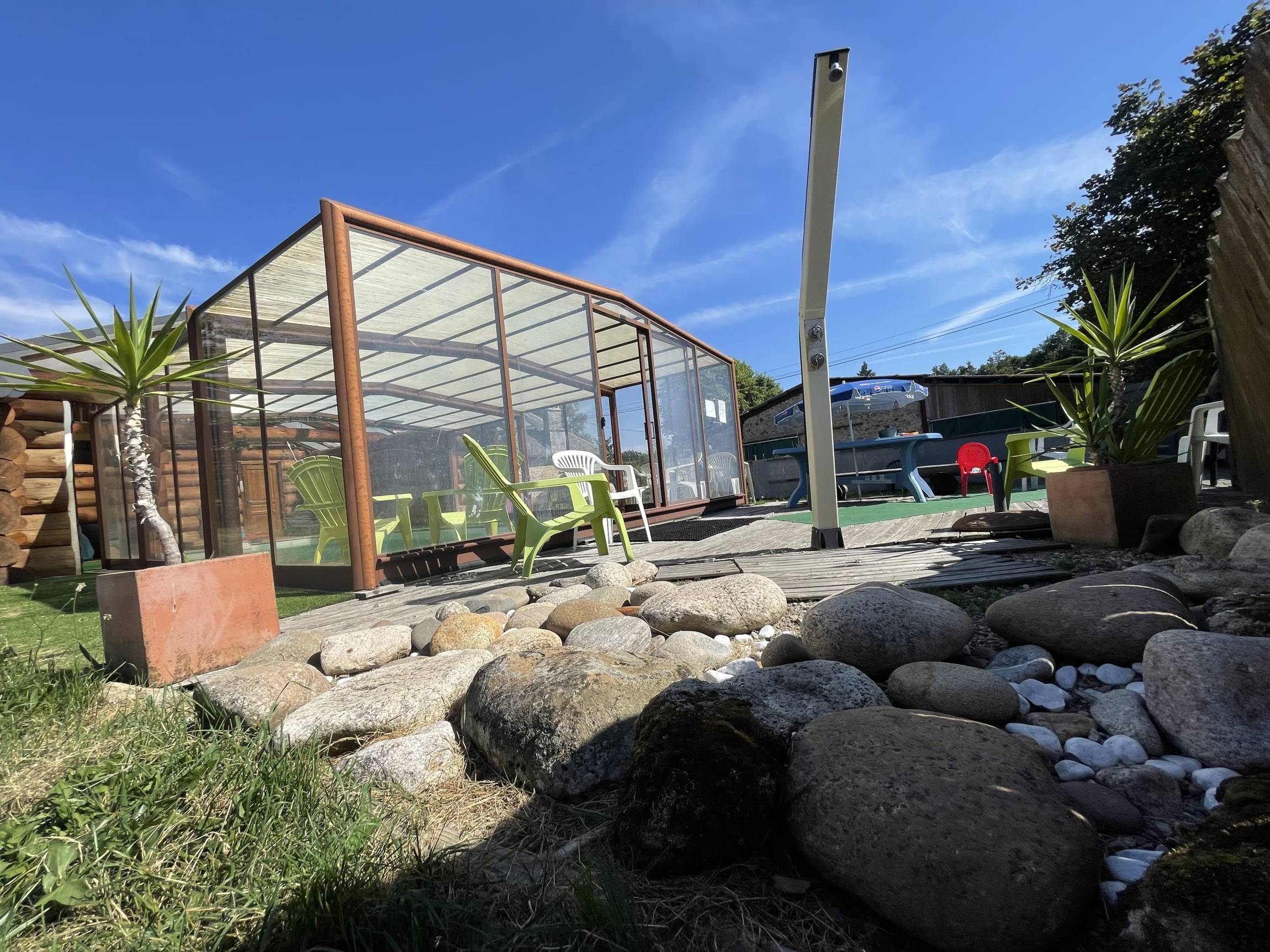 piscine (1) piscine (1)